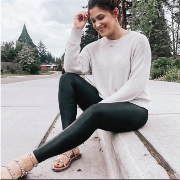 NEW Spanx faux leather leggings - Picture 10 of 12